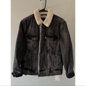 Levi's Black Sherpa Lined Trucker Jacket